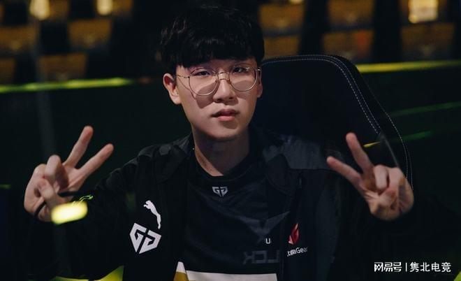 进行协商 进行协商