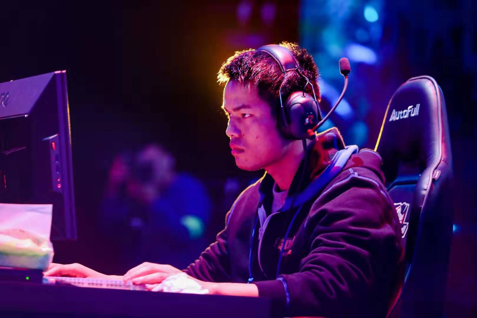 的高压通关 的高压通关