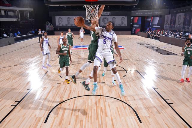 底角三分占 底角三分占